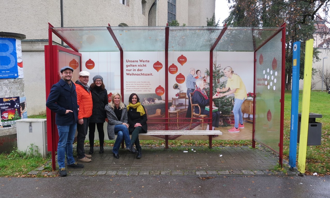 V.l.n.r.: Gerald Frick (Projektmanager Weber, Mathis und Freunde), Richard Lang, Eleonora Hofmannsrichter (beide EPAMEDIA), Claudia Hierke und Gertrud Weber (beide Jesuheim Lochau). © EPAMEDIA