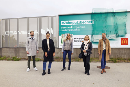 V.l.n.r: Johannes Brenner (Key Account Manager EPAMEDIA), Lisa-Maria Bachmair (Junior Consultant DDB), Sonja Dirnböck (Team Lead Promotions McDonald’s Österreich) Bisi Andrejevic (Senior Client Manager OMD), Beate Reikersdorfer (Client Service Manager EPAMEDIA). © EPAMEDIA