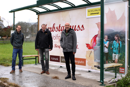 V.l.n.r.: Lukas Fellner (Media Contract Manager EPAMEDIA), Josef Weikinger (Bürgermeister Strobl) und Thomas Frauenschuh (Regionalleiter Salzburg EPAMEDIA).