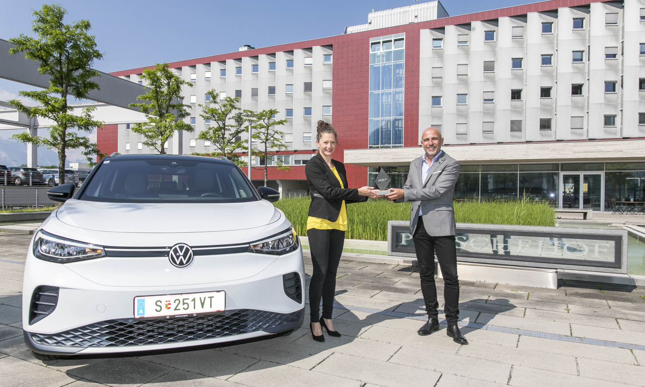 Eva Strasser (Leitung Marketing VW Österreich) und Thomas Frauenschuh (EPAMEDIA).© EPAMEDIA