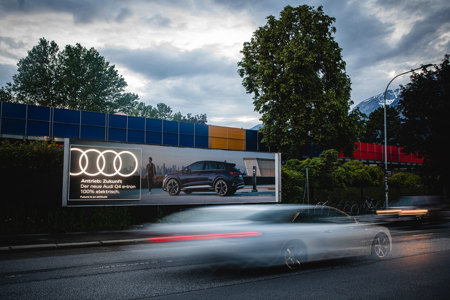 Audi Sonderumsetzung am Solarboard in Innsbruck. © EPAMEDIA/Franz Oss