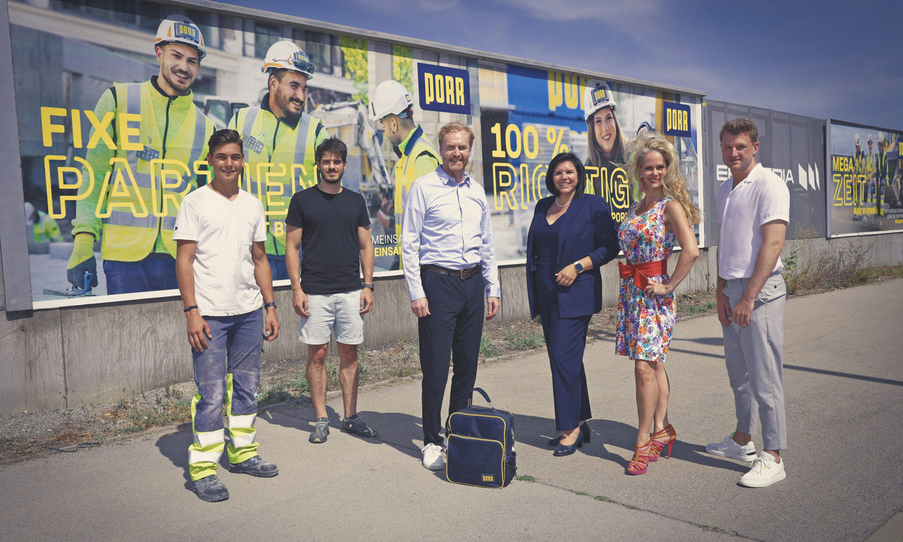 V.l.: Florian Brunner (Lehrling PORR), Peter Mayer (Geschäftsführer Merlicek & Partner), Michael Riess (Etat Director Merlicek & Partner), Martina Auer-Klass (Executive Board Member & Head of Group Human Resources PORR), Claudia Mohr-Stradner (Head of Regional Sales EPAMEDIA), Daniel Ziegl (Employer Branding Specialist PORR). © EPAMEDIA