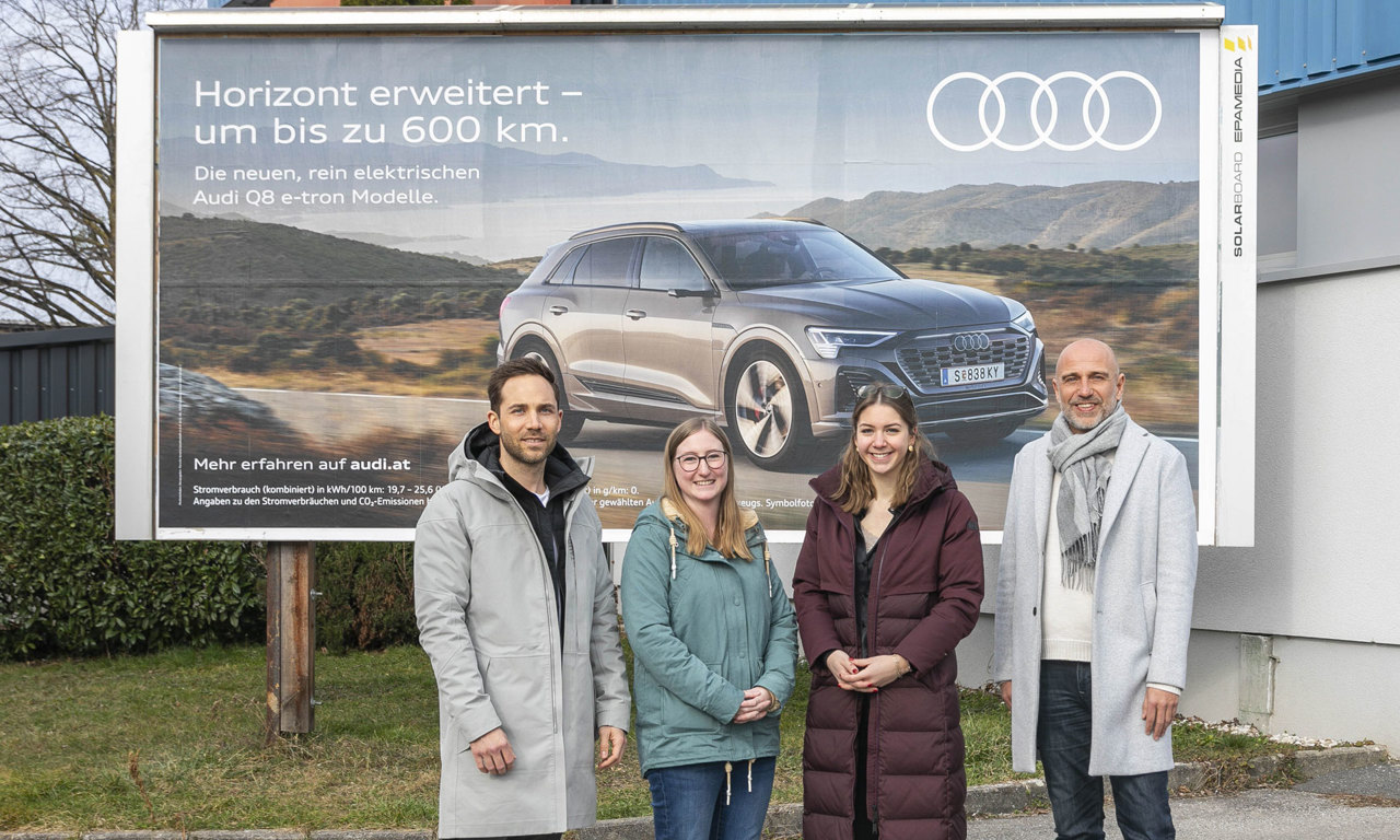 V.l.: Korbinian Schleich (Head of Brand & Experiential Marketing Audi Österreich), Sonja Toplak (Media PMC), Nina Hofer (Campaign Marketing Audi Österreich) und Thomas Frauenschuh (Head of Regional Sales Salzburg EPAMEDIA). © EPAMEDIA
