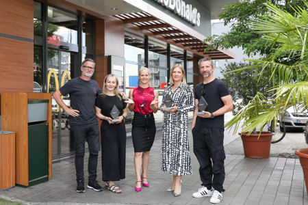 V.l.: Andreas Spielvogel (Chief Creative Officer DDB), Bisi Andrejevic (Senior Client Service Manager OMD), Claudia Mohr-Stradner (Director Sales EPAMEDIA), Sonja Dirnböck (Head of Marketing McDonald’s), Thomas Tatzl (Chief Creative Officer DDB). © EPAMEDIA