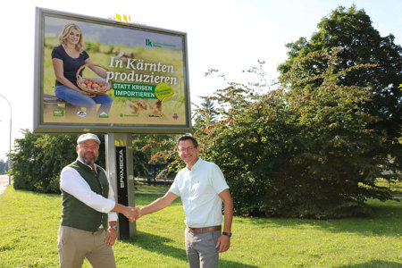 V.l.: Roland Simonetitsch (Head of Regional Sales Kärnten EPAMEDIA), Siegfried Huber (Präsident der Landwirtschaftskammer Kärnten). © LK Kärnten