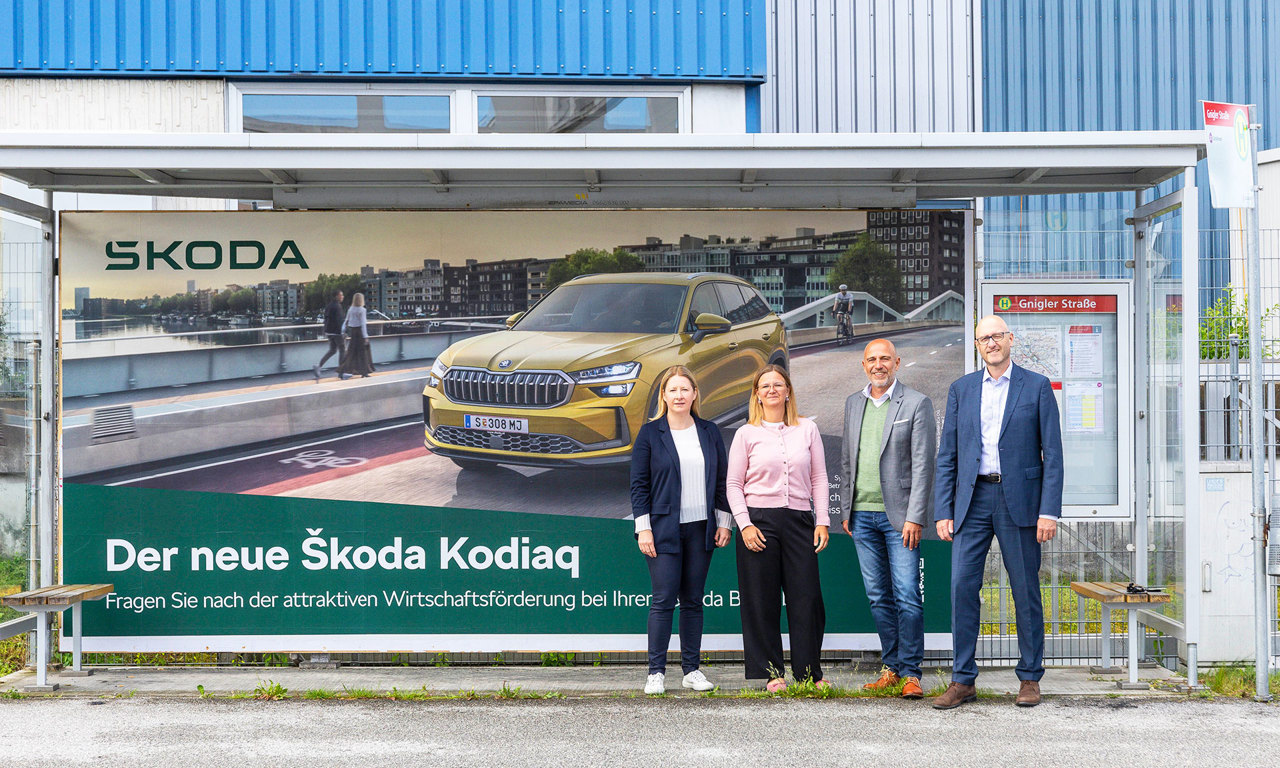 V.l.n.r.: Christina Fuchsberger (Media PMC), Gabriele Pann (Teamleitung Marketing Kommunikation Škoda Österreich), Thomas Frauenschuh (Head of Regional Sales Salzburg EPAMEDIA) und Thomas Diesenberger (Leitung Marketing Škoda Österreich). © EPAMEDIA