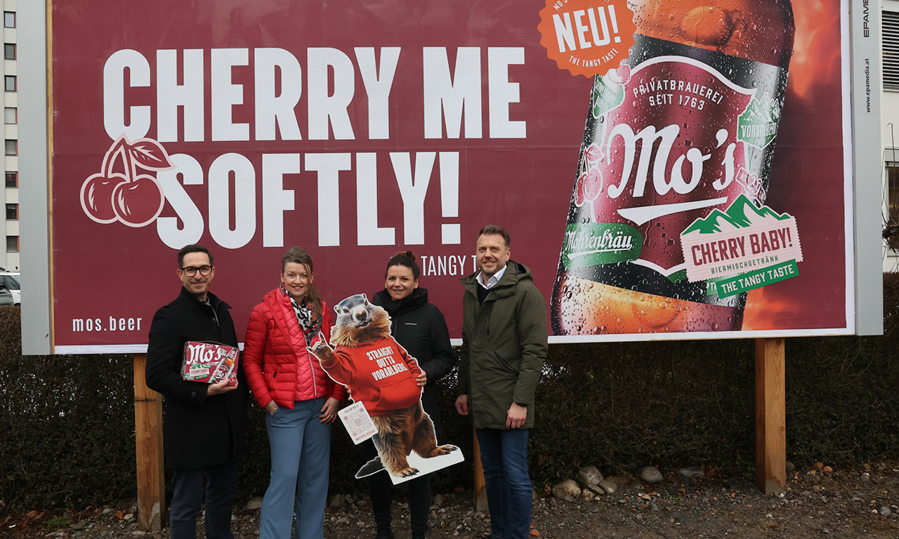 V.l.n.r.: Andreas Linder (Marketing & Strategie, Mo´s), Marta Nesensohn-Haizer (Account Managerin, EPAMEDIA), Sabrina Schneider (Online-Marketing, Mo´s), Willi Bonjsak (Regionalleiter Vorarlberg, EPAMEDIA)