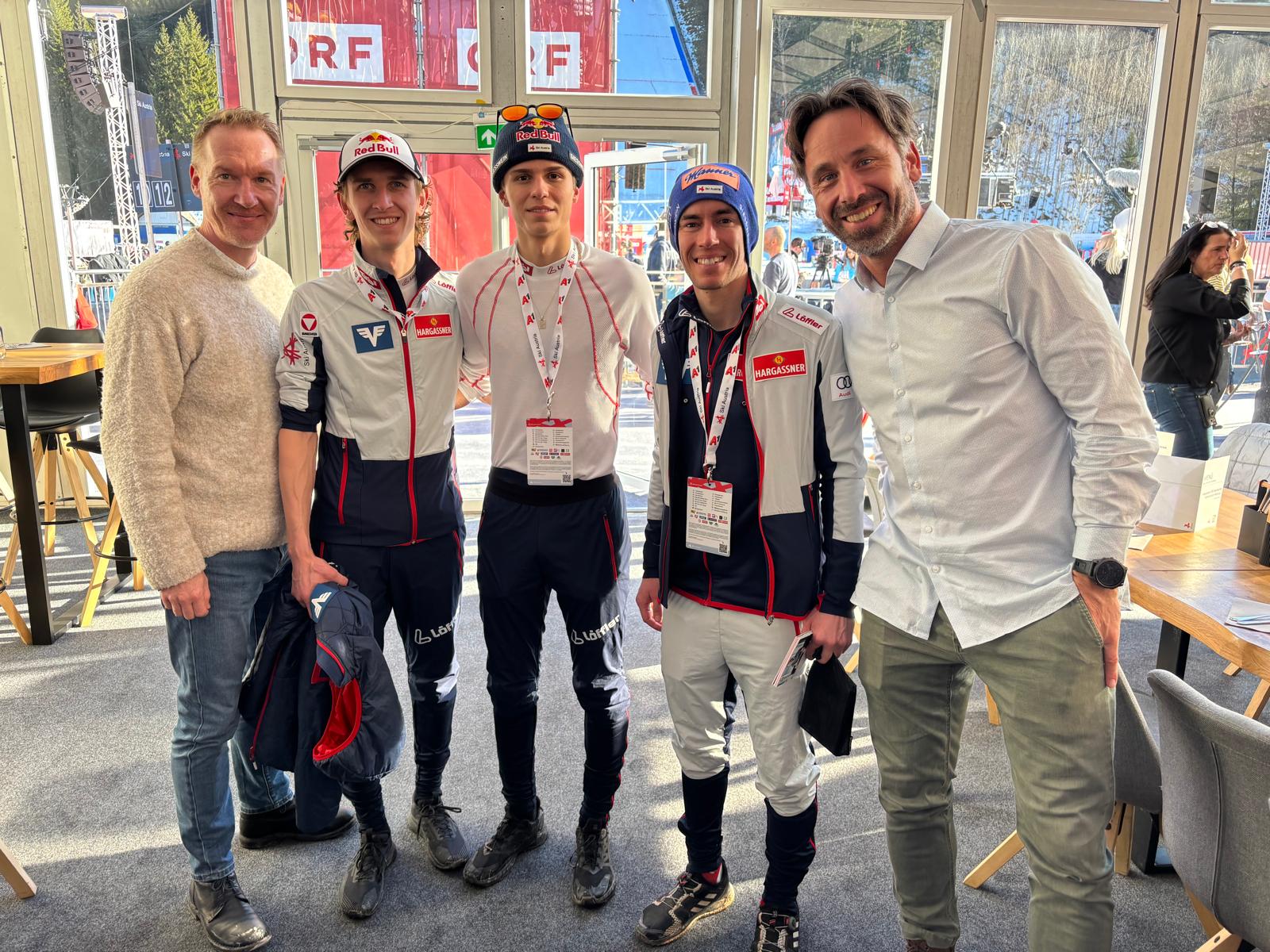 V.l.n.r.: Bertram Gressl (Regionalleiter Ost, EPAMEDIA), Daniel Tschofenig, Stephan Embacher, Stefan Kraft, Filipp Rothe (Key Account Manager Steiermark, EPAMEDIA)